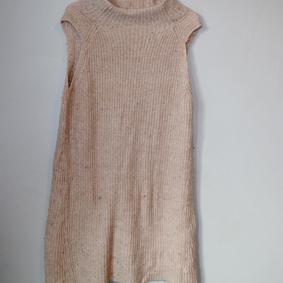 A. New Day Beige short sleeve sweater mid dress - Picture 1 of 4